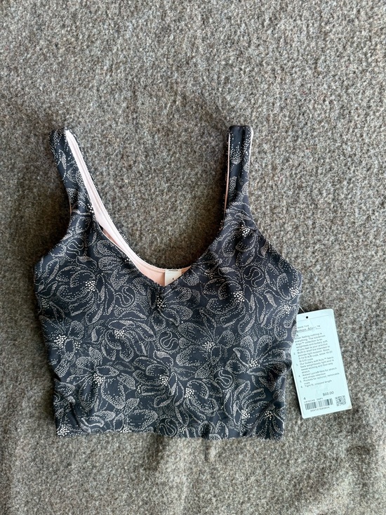 lululemon athletica Tops - lululemon athletica Printed Cropped Tank Top in Black and Light Pink Dot